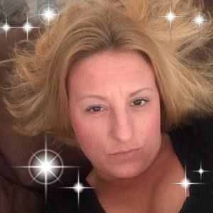 Meet your Posher, Chrissy